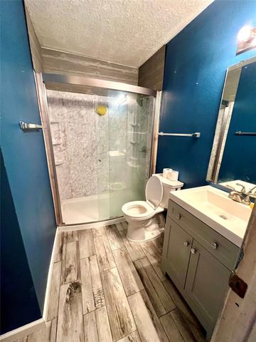 50 Sir Gawain Drive S, Bay City, TX 77414