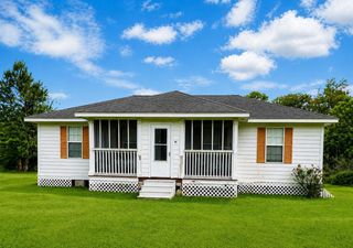50 Sir Gawain Drive S, Bay City, TX 77414
