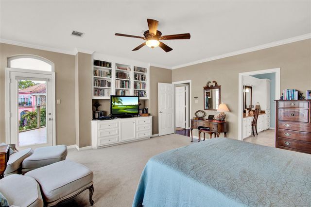 2668 E Bayshore Drive, San Leon, TX 77539