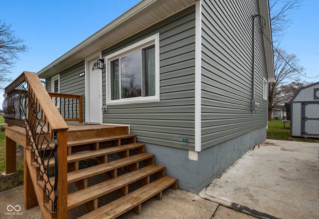 523 Fairview Drive, Columbus, IN 47201