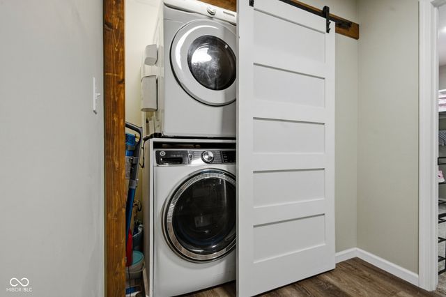 523 Fairview Drive, Columbus, IN 47201