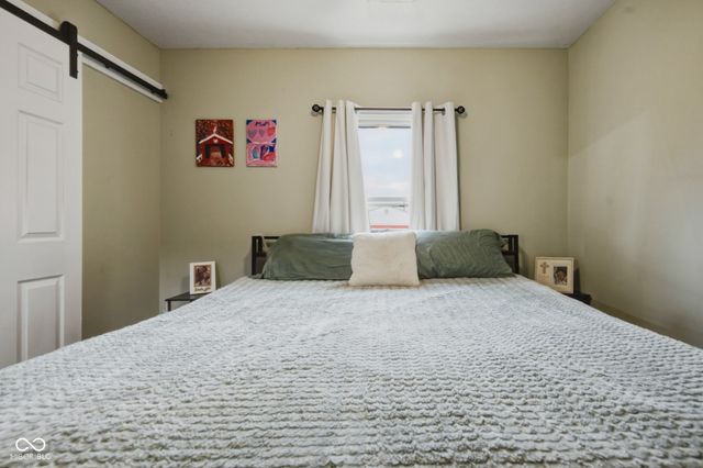 523 Fairview Drive, Columbus, IN 47201