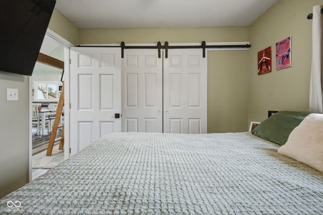 523 Fairview Drive, Columbus, IN 47201