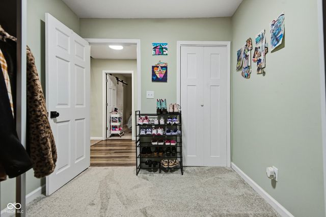 523 Fairview Drive, Columbus, IN 47201