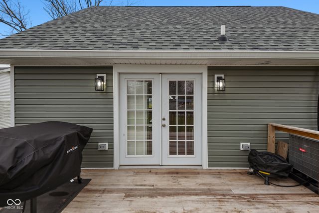 523 Fairview Drive, Columbus, IN 47201