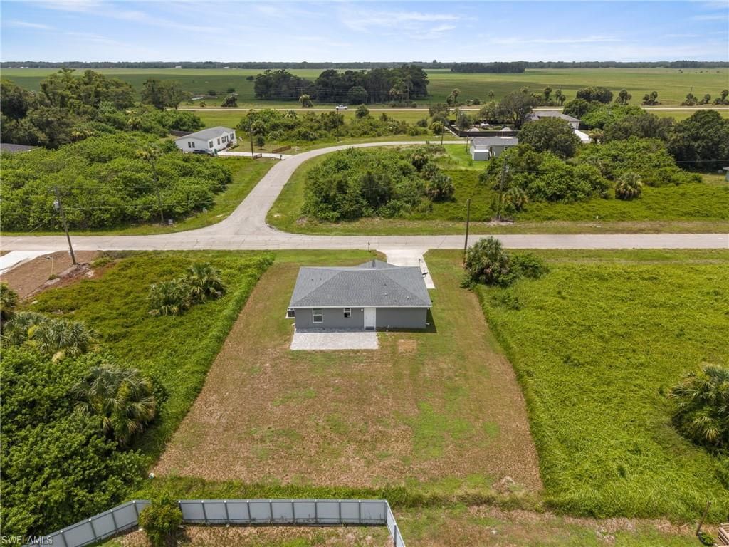 3061 Adcock DR, LABELLE, FL 33935 — exterior