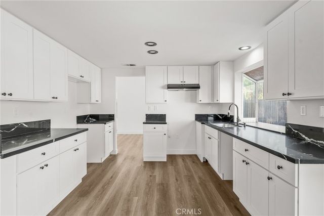 179 S Massachusetts, Lake Elsinore, CA 92530