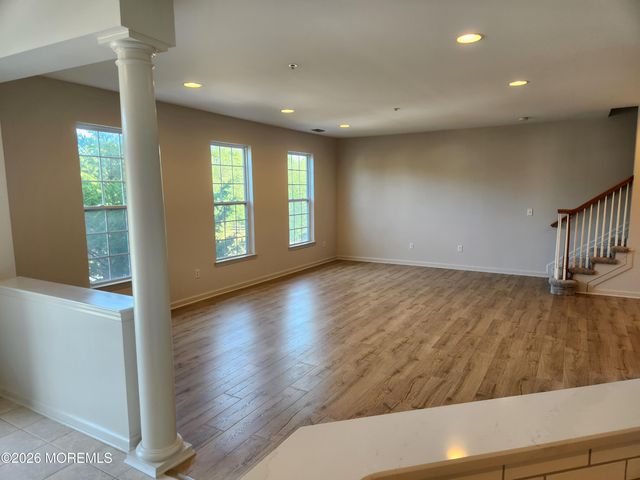 7 Bryce Lane 1504, Manahawkin, NJ 08050