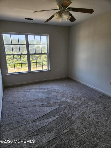 7 Bryce Lane 1504, Manahawkin, NJ 08050