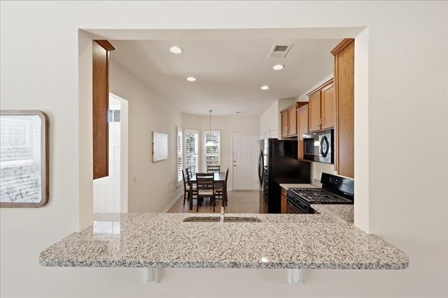 111 Harbor Point Court, Summerville, SC 29486