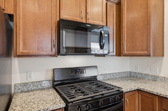 111 Harbor Point Court, Summerville, SC 29486