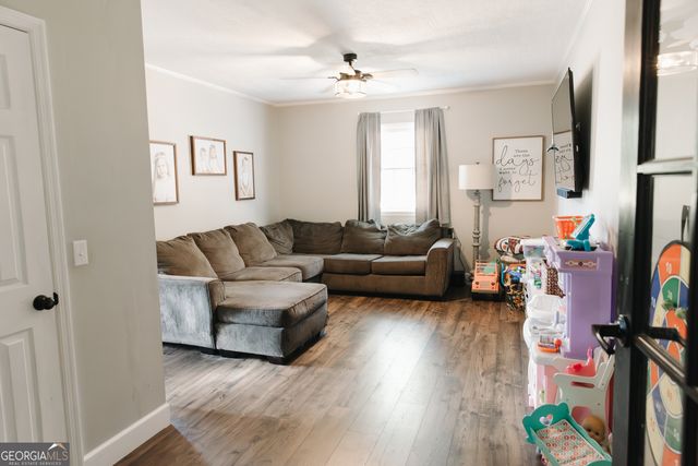 6788 Ga Highway 121 SE, Surrency, GA 31563