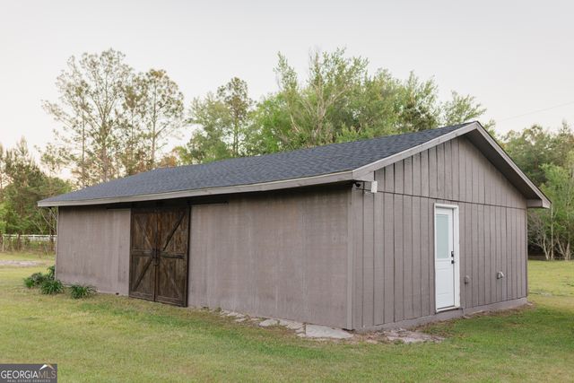 6788 Ga Highway 121 SE, Surrency, GA 31563
