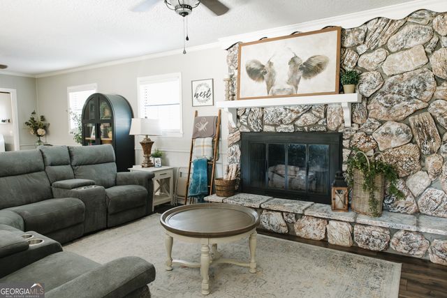 6788 Ga Highway 121 SE, Surrency, GA 31563