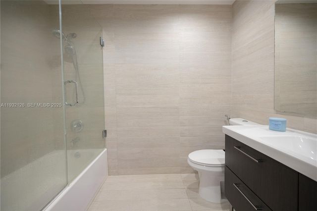 3322 Torremolinos Ave F-41B, Doral, FL 33178