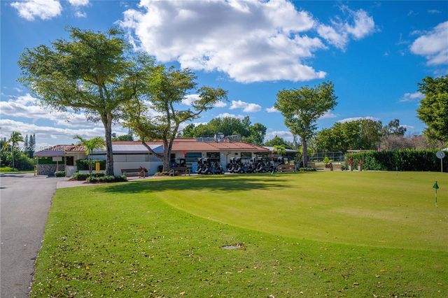 3322 Torremolinos Ave F-41B, Doral, FL 33178