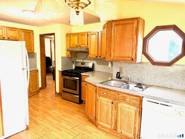 24 Byron Avenue, Ansonia, CT 06401