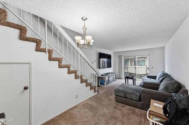 246 E Surfside Drive, Port Hueneme, CA 93041