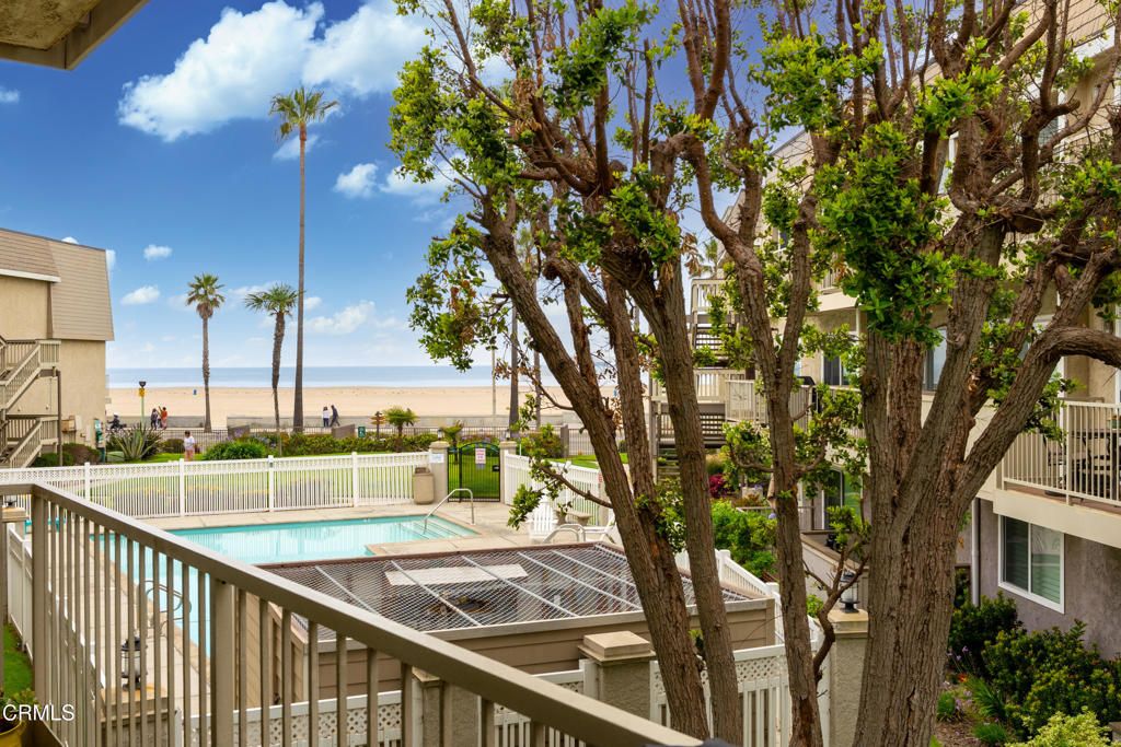 246 E Surfside Drive, Port Hueneme, CA 93041