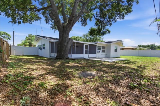 1656 WEBB DRIVE, Clearwater, FL 33755