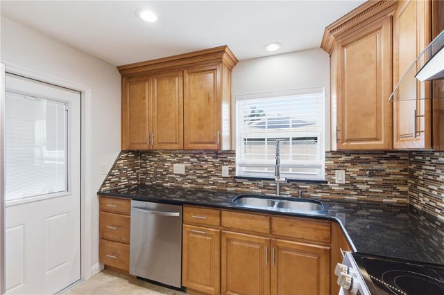 1656 WEBB DRIVE, Clearwater, FL 33755