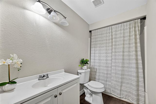 2217 10th Street, Galena Park, TX 77547