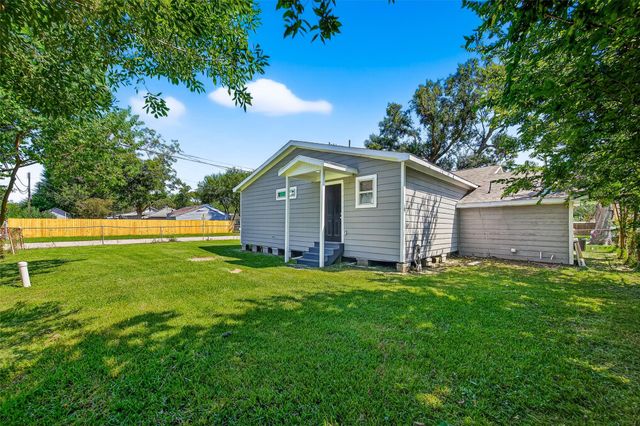 2217 10th Street, Galena Park, TX 77547