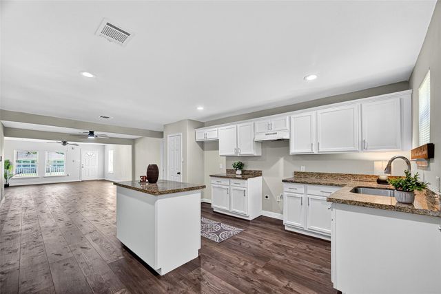 2217 10th Street, Galena Park, TX 77547