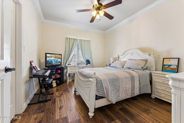 4637 W MISTY WILLOW Lane, Glendale, AZ 85310