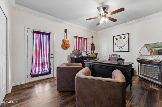 4637 W MISTY WILLOW Lane, Glendale, AZ 85310