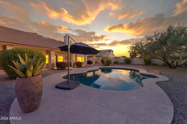 4637 W MISTY WILLOW Lane, Glendale, AZ 85310