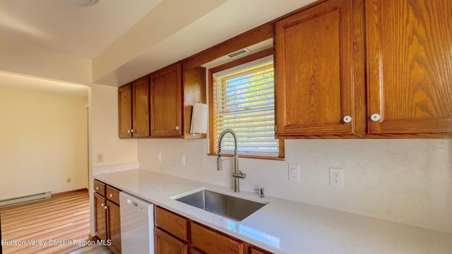 16 Appalachian Drive, Athens, NY 12015