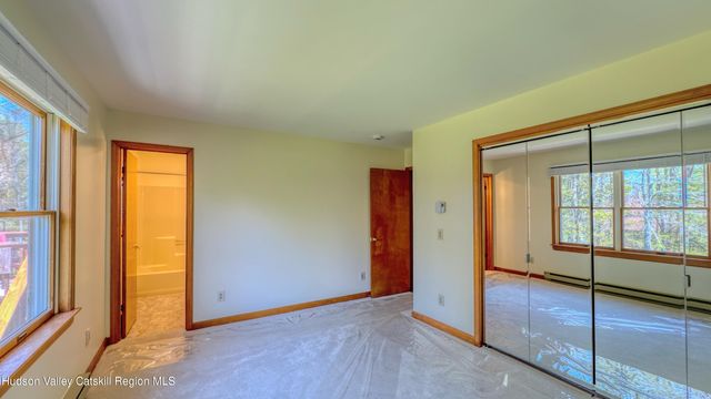 16 Appalachian Drive, Athens, NY 12015