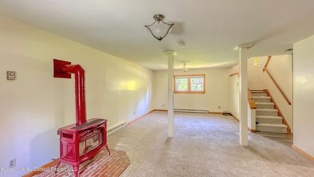 16 Appalachian Drive, Athens, NY 12015