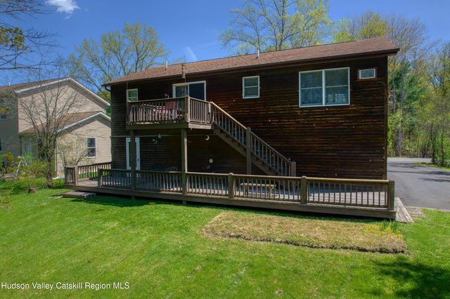 16 Appalachian Drive, Athens, NY 12015