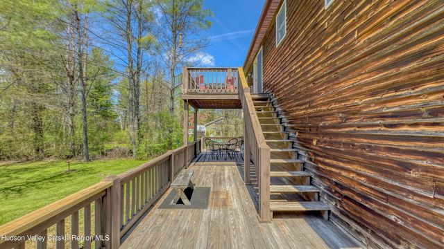 16 Appalachian Drive, Athens, NY 12015