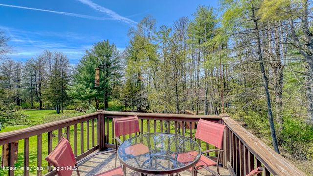 16 Appalachian Drive, Athens, NY 12015