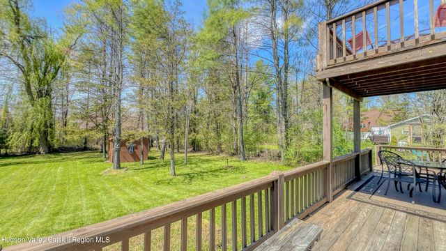 16 Appalachian Drive, Athens, NY 12015
