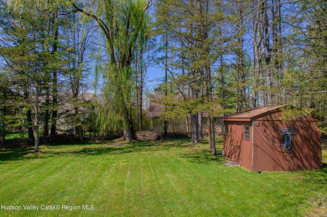 16 Appalachian Drive, Athens, NY 12015