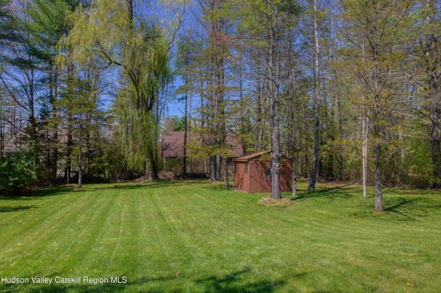 16 Appalachian Drive, Athens, NY 12015