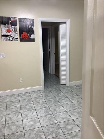 1737 42nd ST SW, Naples, FL 34116