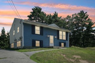 90 Esta Rd, Plymouth, MA 02360