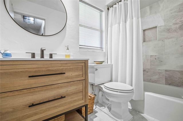 5031 PRESTON WAY, Sarasota, FL 34232