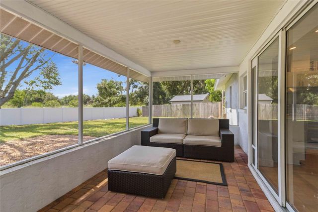 5031 PRESTON WAY, Sarasota, FL 34232