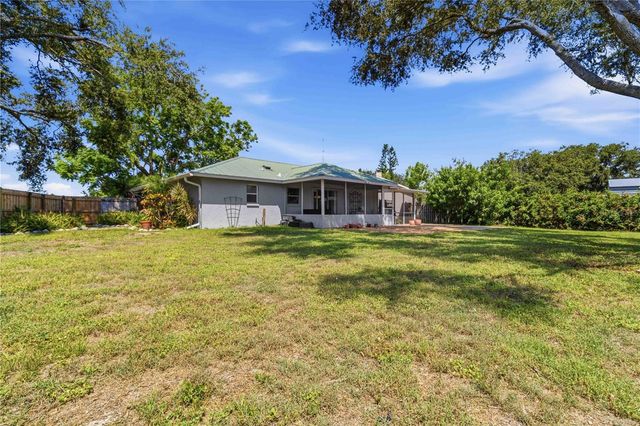 5031 PRESTON WAY, Sarasota, FL 34232