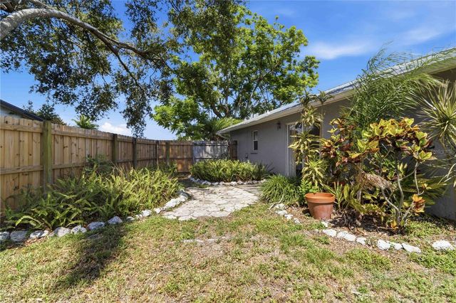 5031 PRESTON WAY, Sarasota, FL 34232