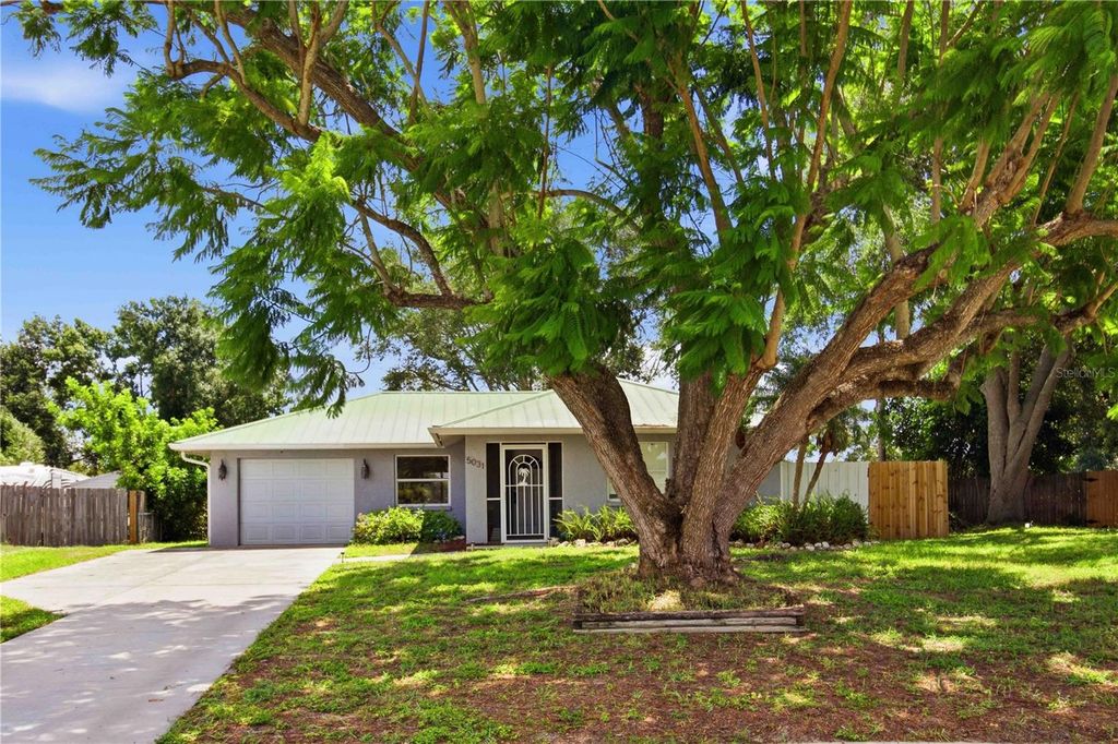 5031 PRESTON WAY, Sarasota, FL 34232