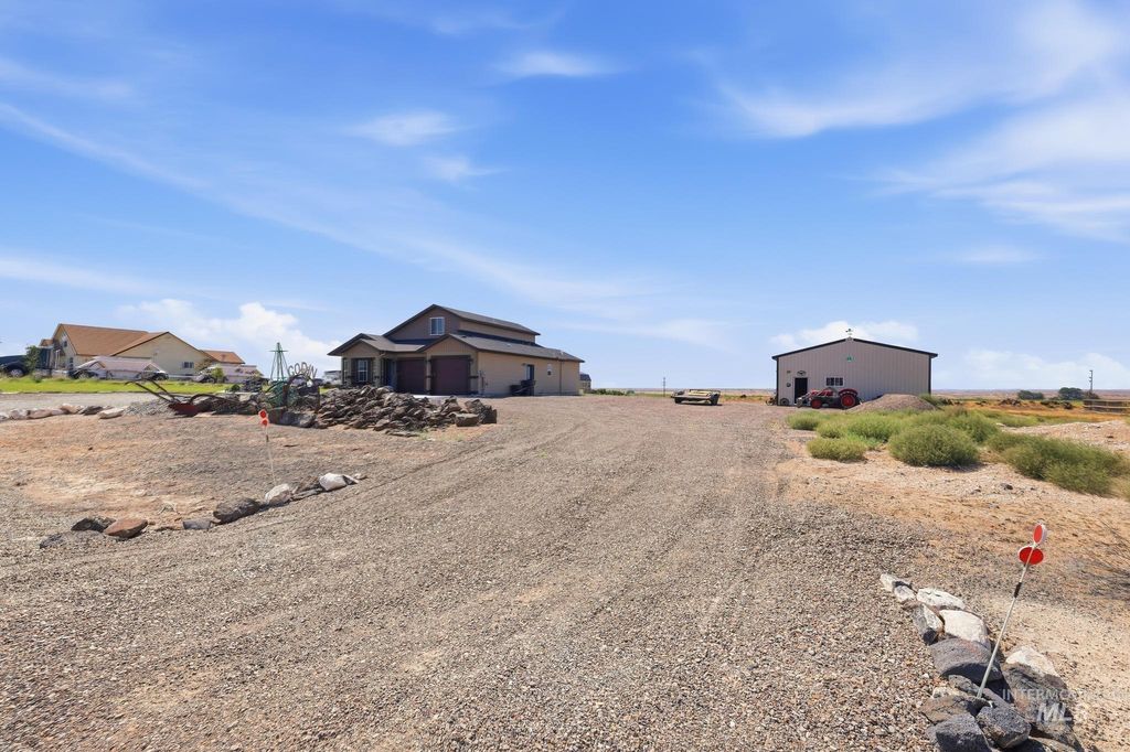 178 E Syringa Loop, Shoshone, ID 83352 photo 3