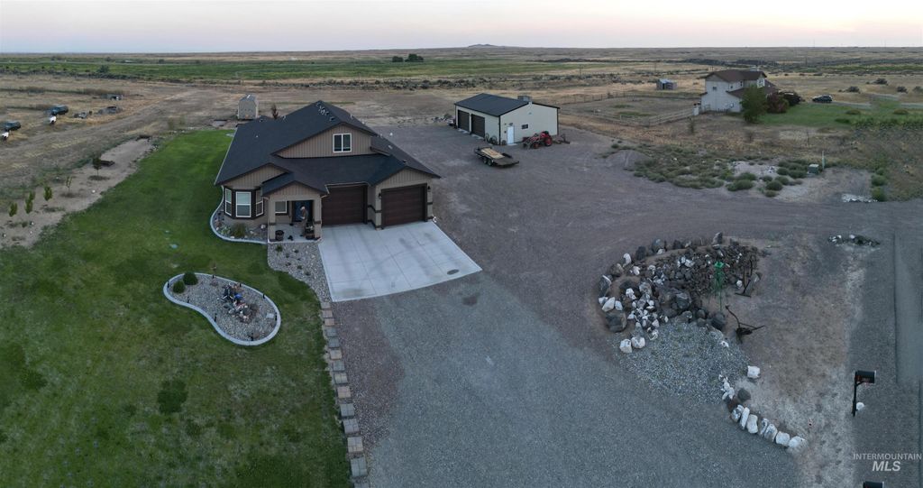 178 E Syringa Loop, Shoshone, ID 83352 photo 5