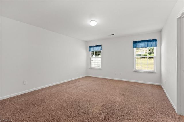 5059 Mount Hope Drive, Winston-salem, NC 27107